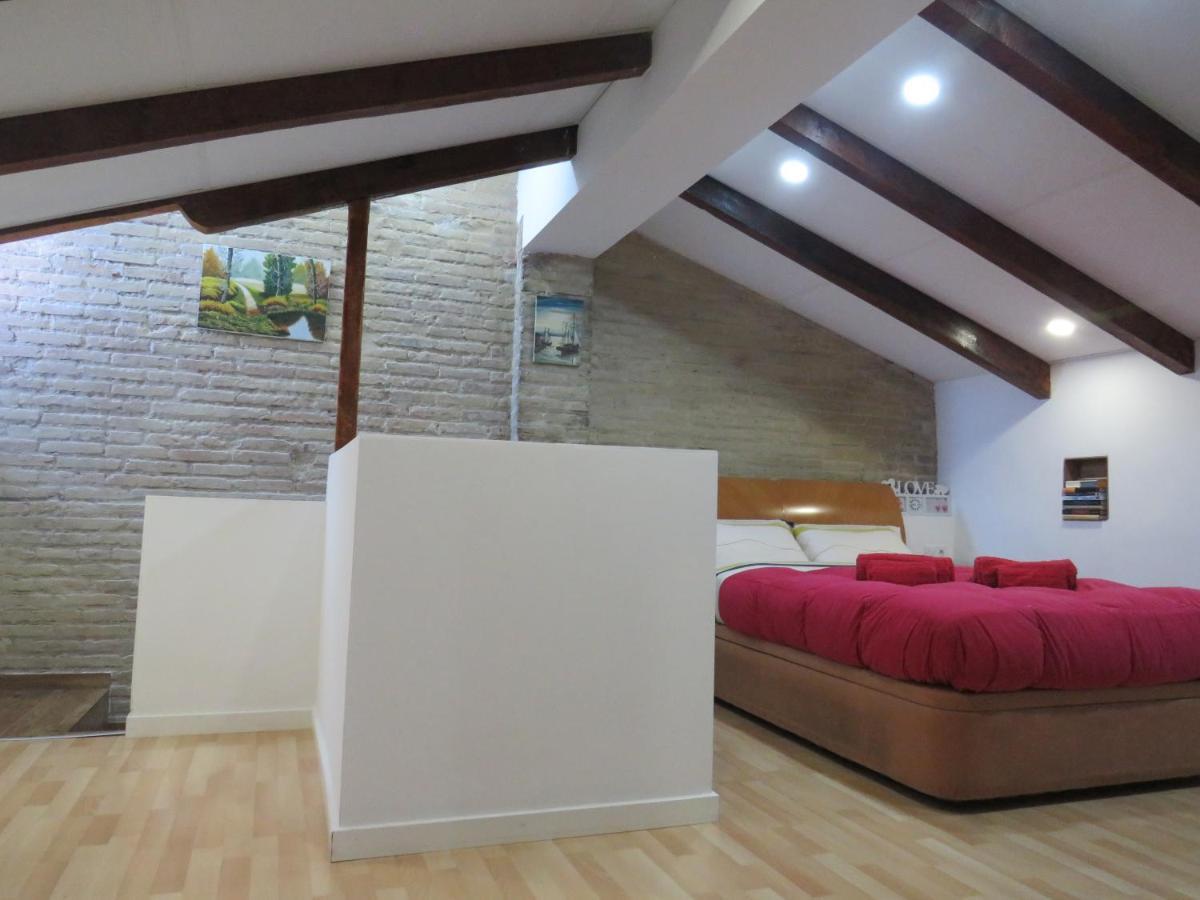 Casa La Buhardilla Apartment Валенсия Екстериор снимка